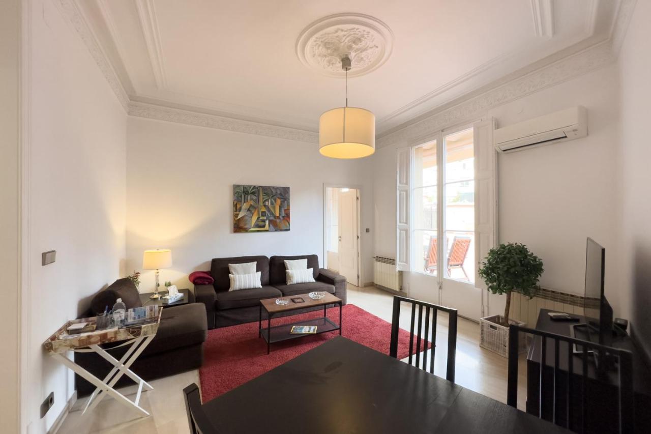 Aparteasy - Passeig De Gracia Apartment Barcelona Luaran gambar