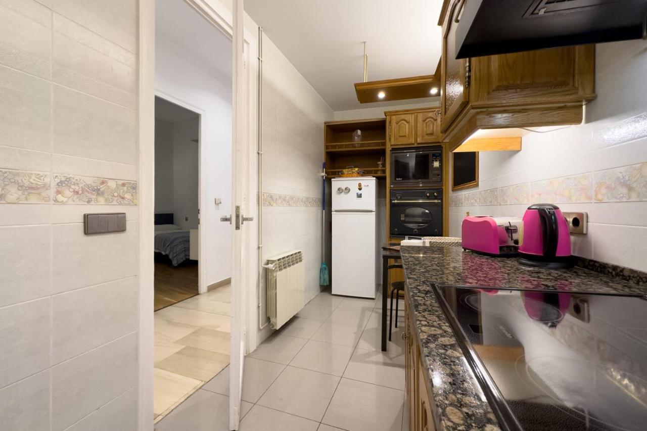 Aparteasy - Passeig De Gracia Apartment Barcelona Luaran gambar