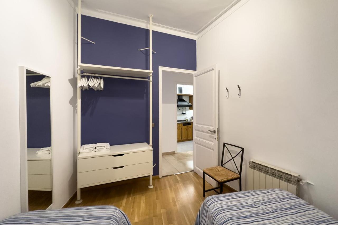 Aparteasy - Passeig De Gracia Apartment Barcelona Luaran gambar